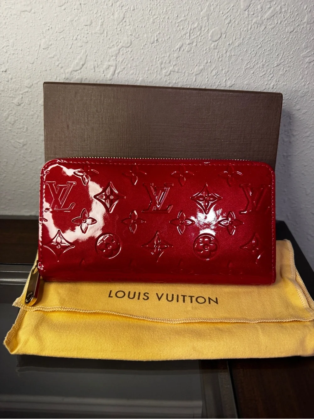 Louis Vuitton Glossy Vernis Zip Wallet in Red Patent
